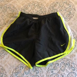 💜NIKE dri fit shorts